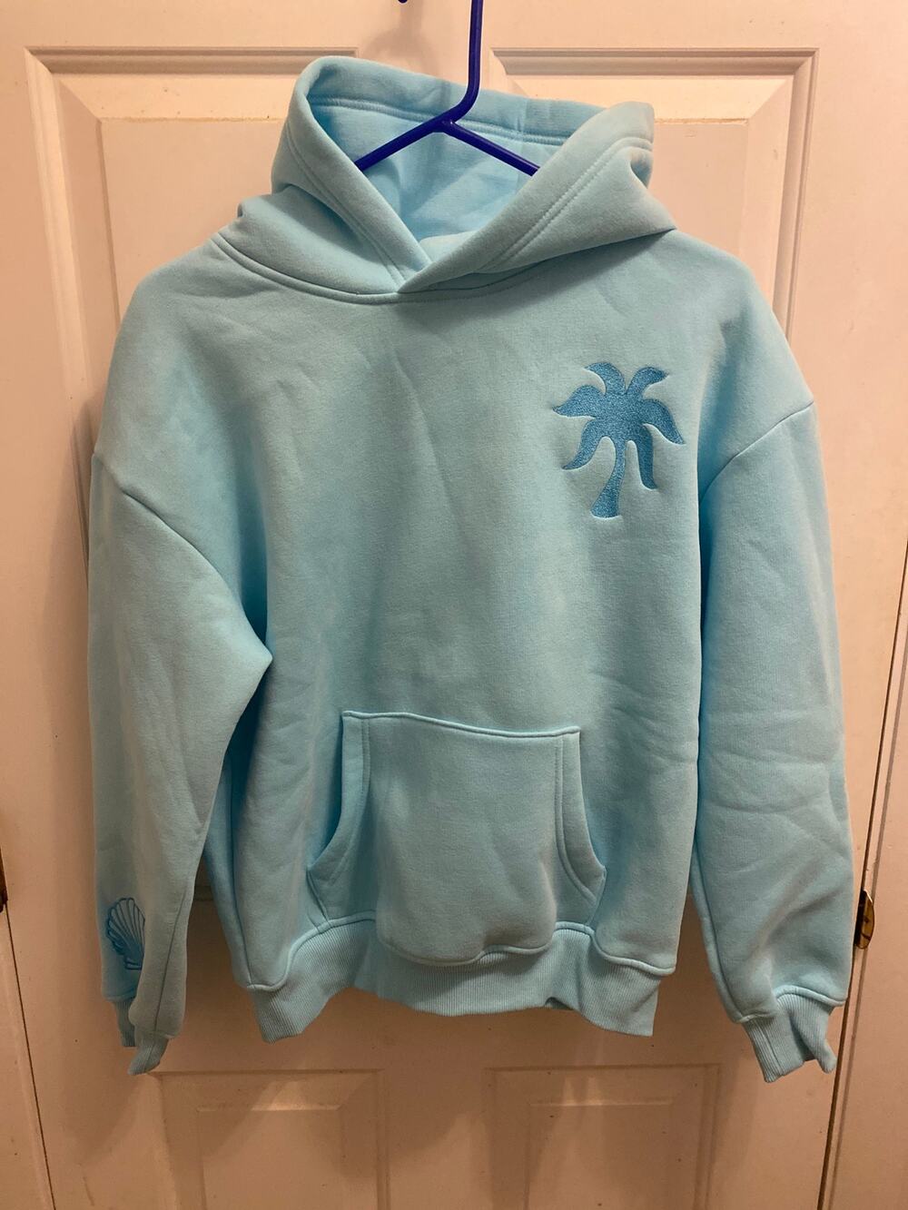 NWOT Pink Palm Puff Light Blue Hawaii Palm Graphic Embroidered Hoodie Size 2XS